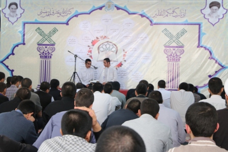 اولین دوره مسابقات قرآن و عترت در مدرسه علمیه دارالسلام برگزار شد