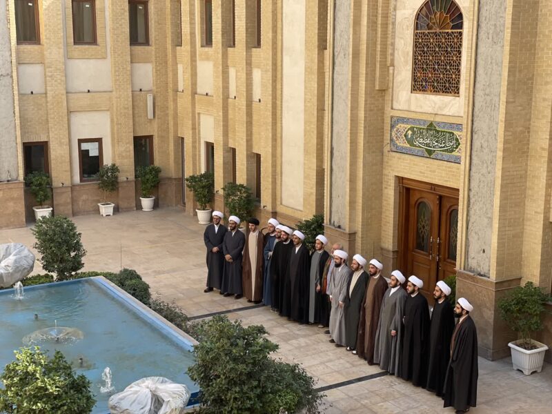 مراسم تلبس موقت مبلغان مدرسه علمیه دارالسلام